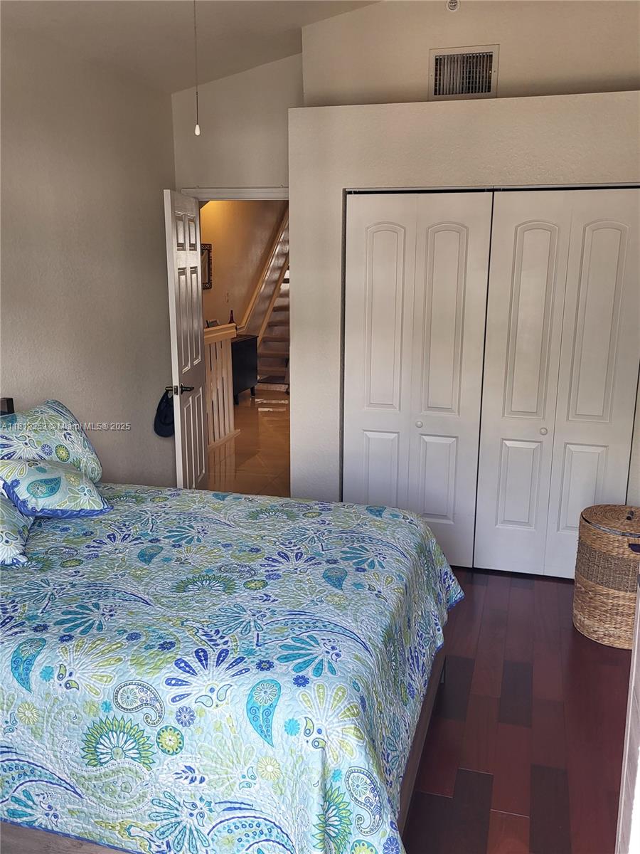 VILLAS DE TUSCANY CONDO - Residential