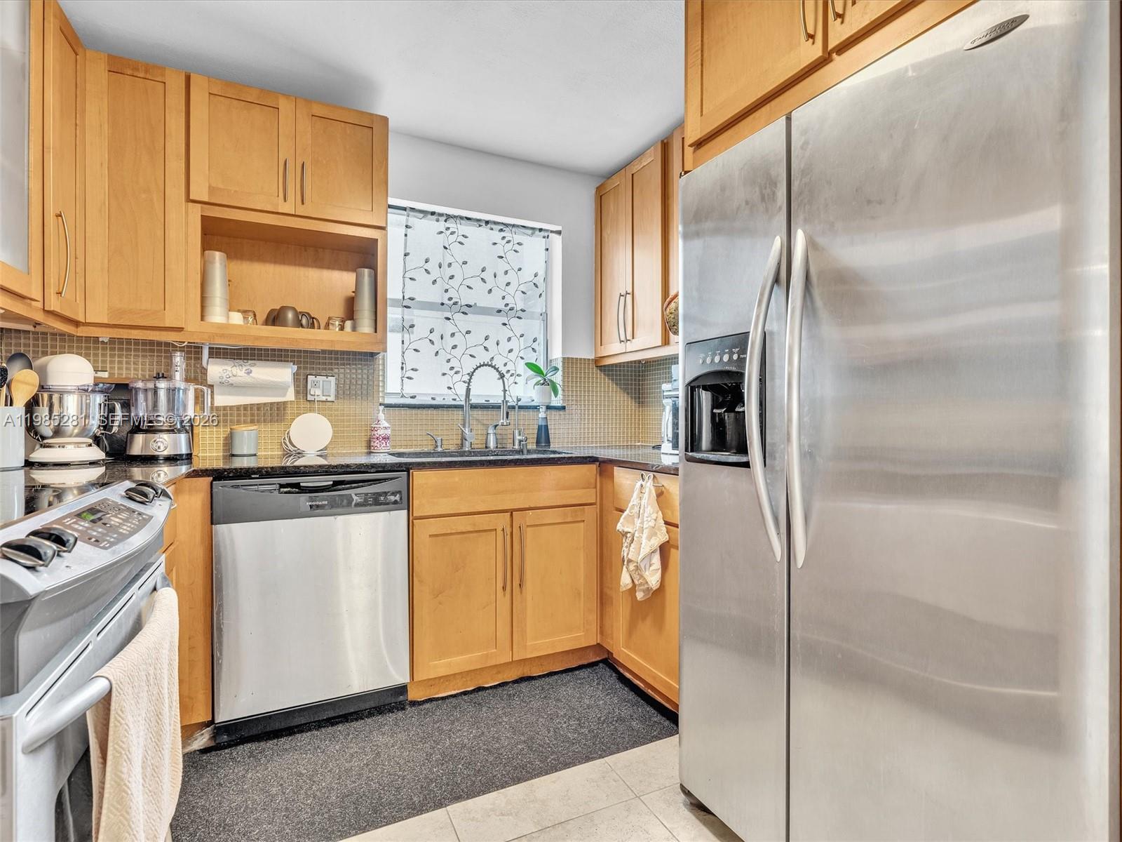 ALTON STAR CONDO - Residential