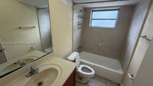 4251 NW 5th St 112