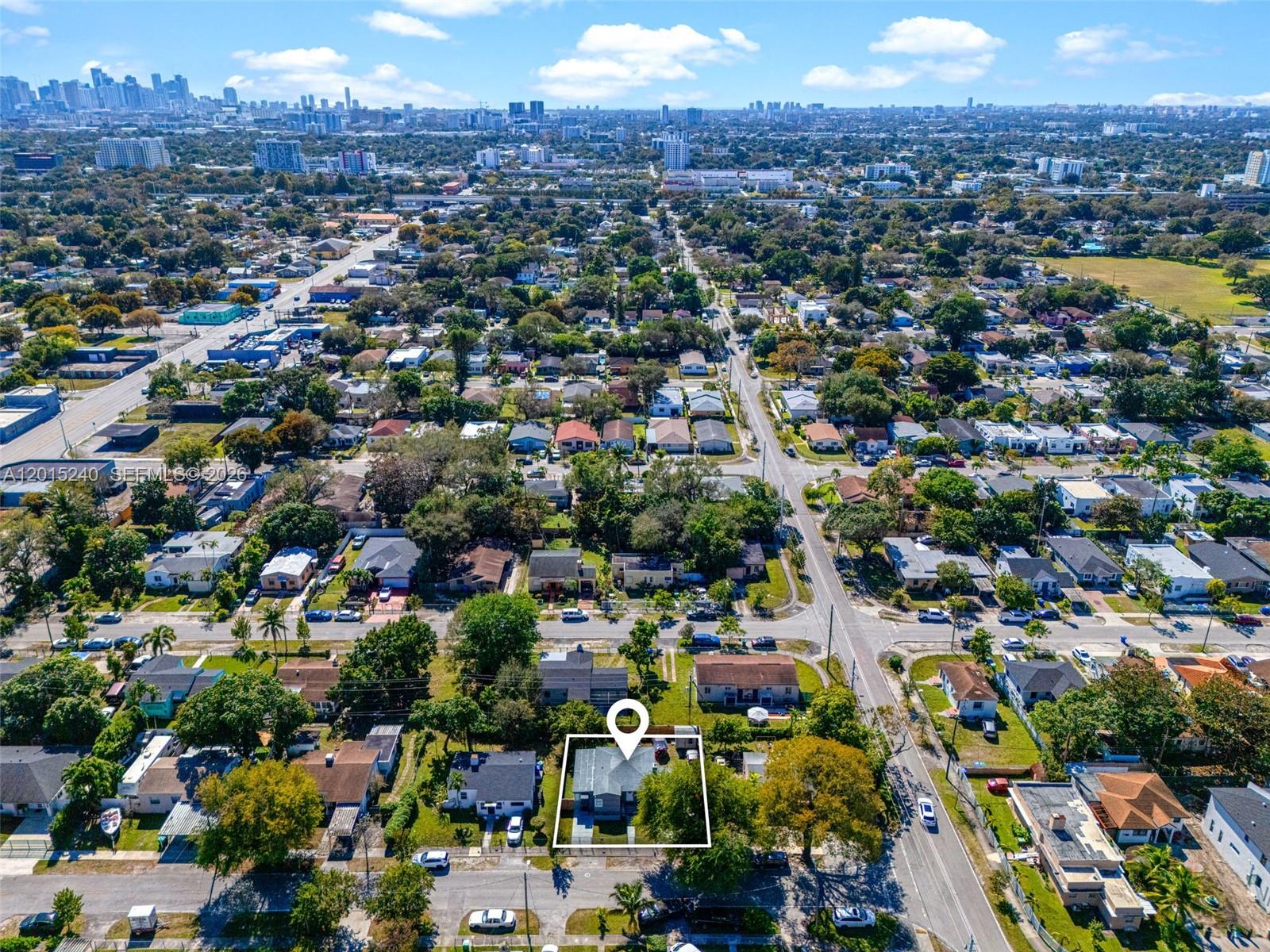 17TH AVE MANOR 1ST ADDN - Residential