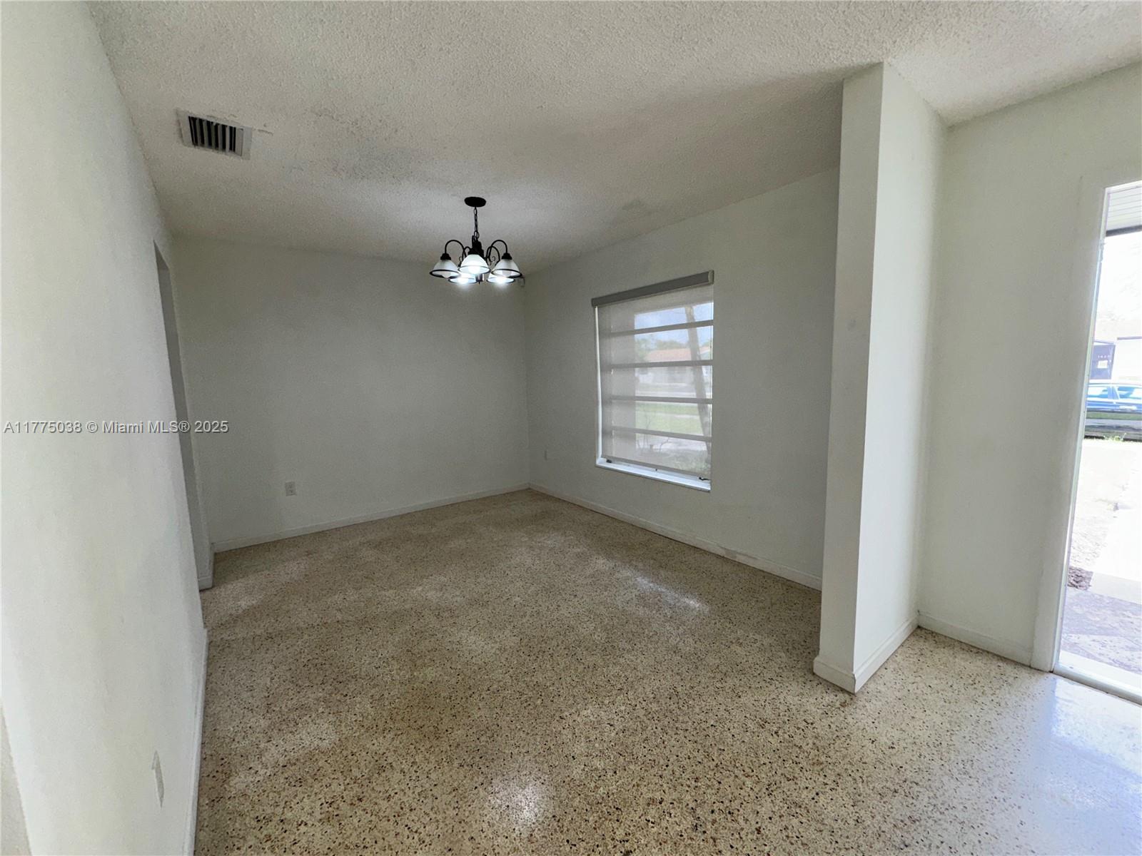 1430 SW 102 PL