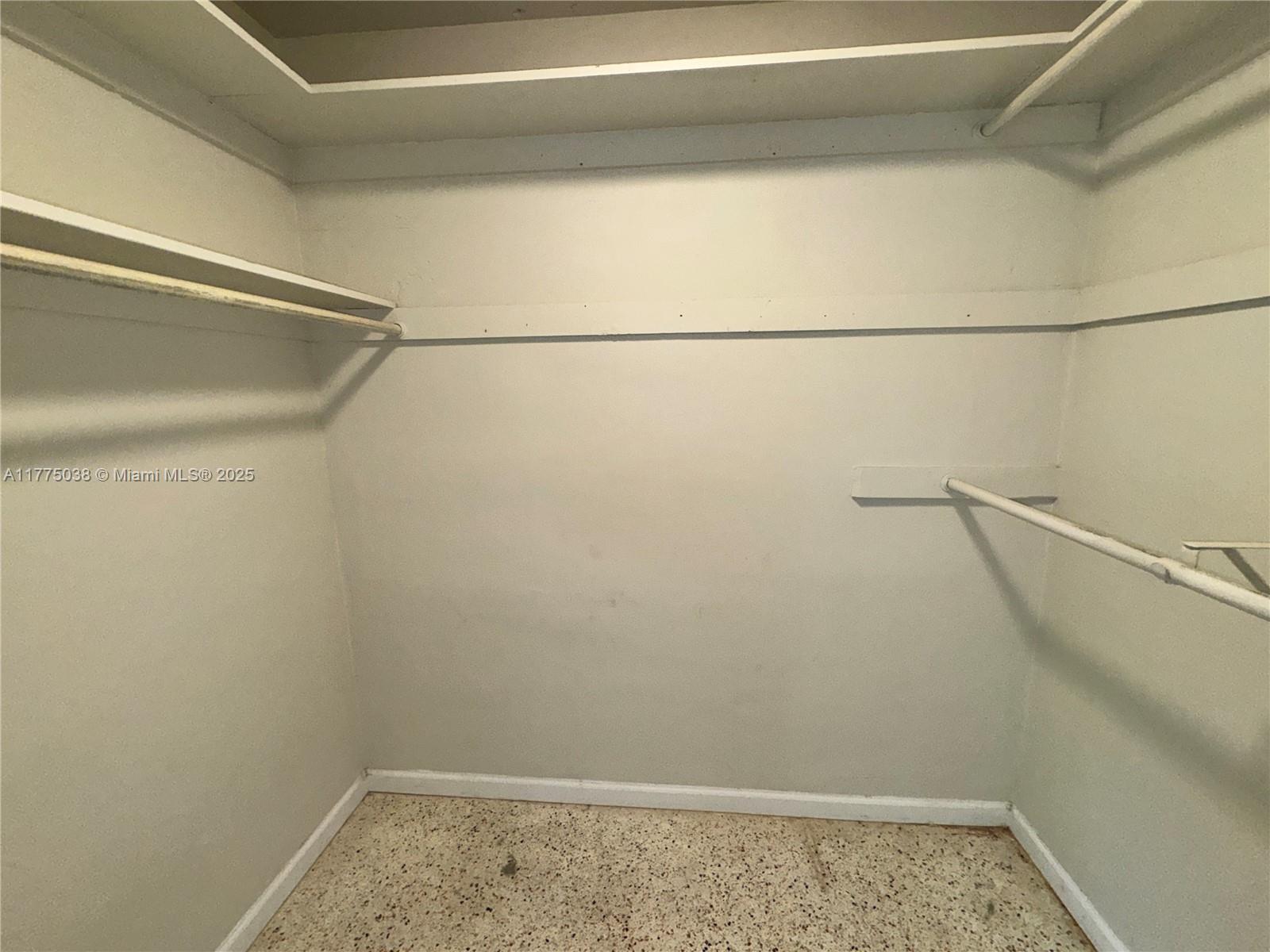 1430 SW 102 PL