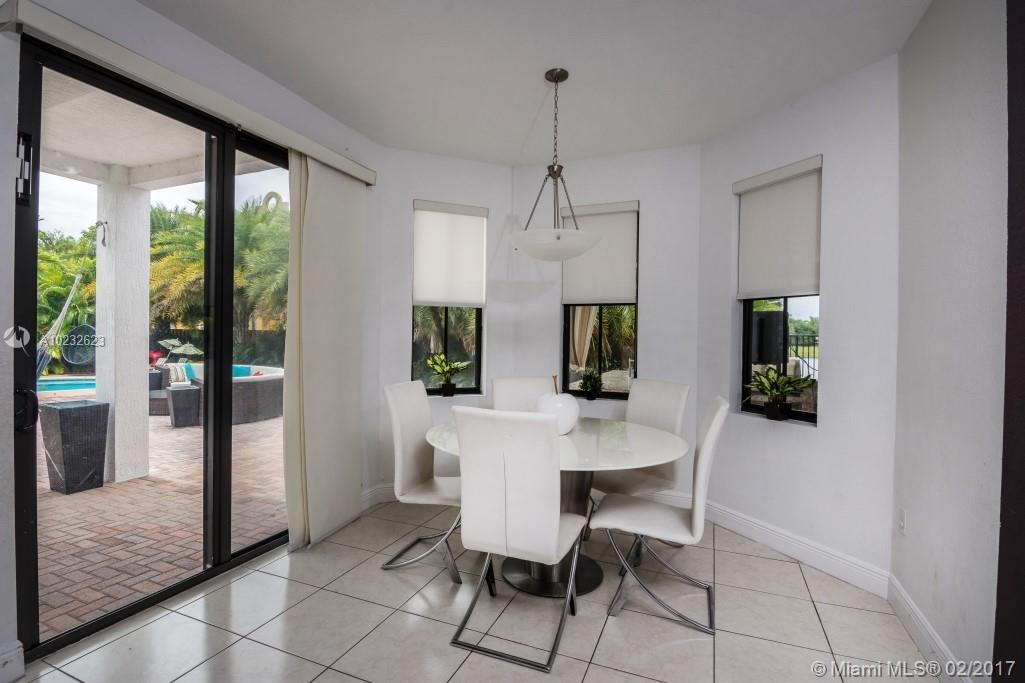 LAS RAMBLAS COUNTRY CLUB - Residential Lease