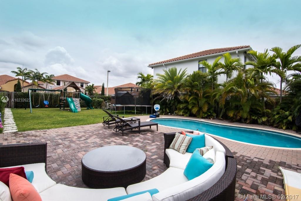 LAS RAMBLAS COUNTRY CLUB - Residential Lease