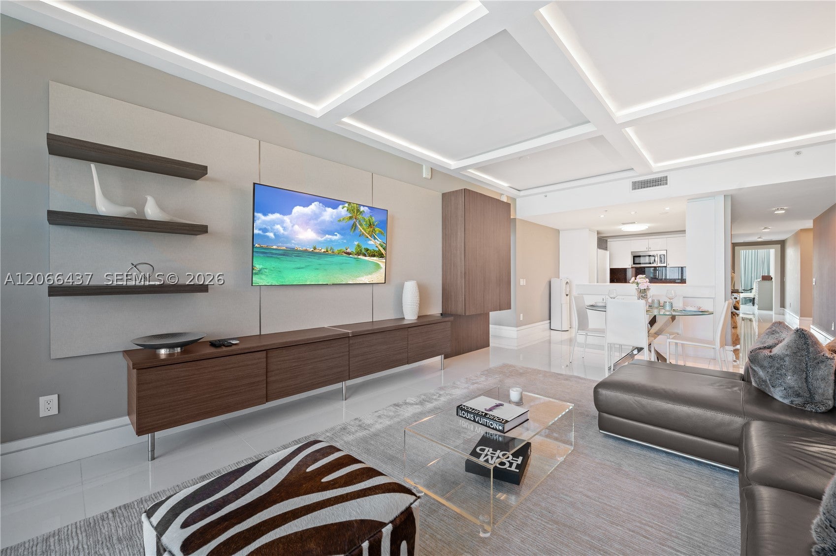 6899 Collins Ave 702