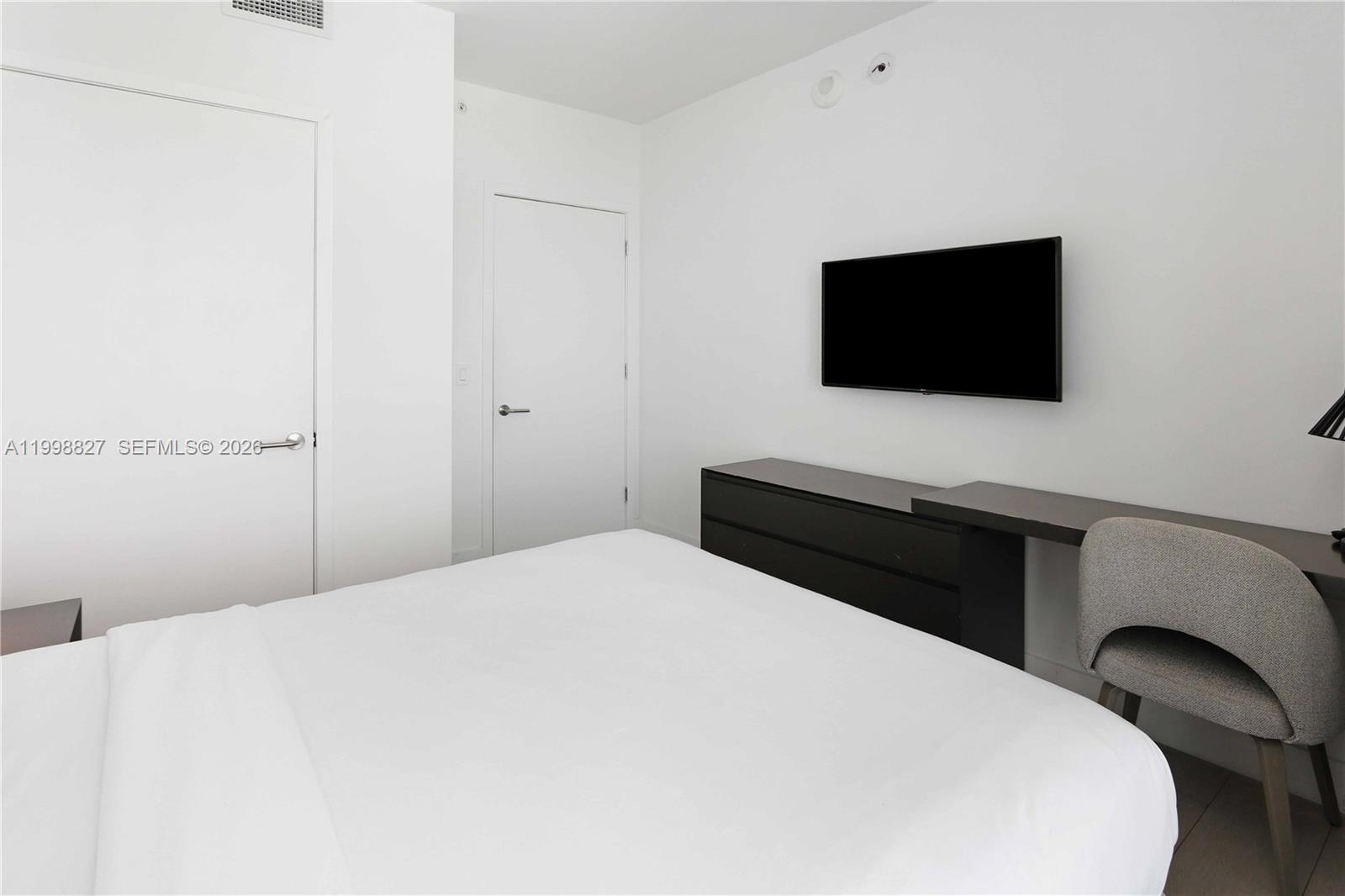 4010 SOUTH OCEAN CONDO - Residential