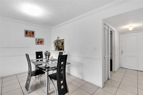 Condominium in Miami FL 403 72 AVE Ave 10.jpg