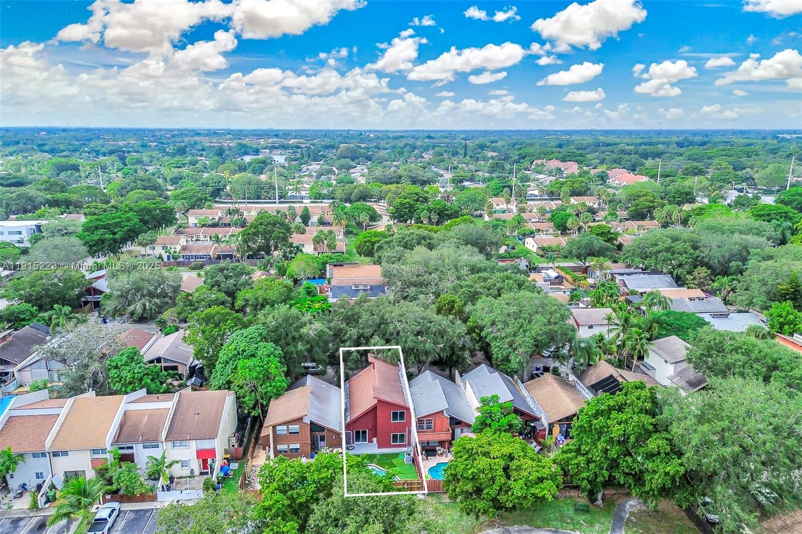 PALM-AIRE VILLAGE SECTION - Residential