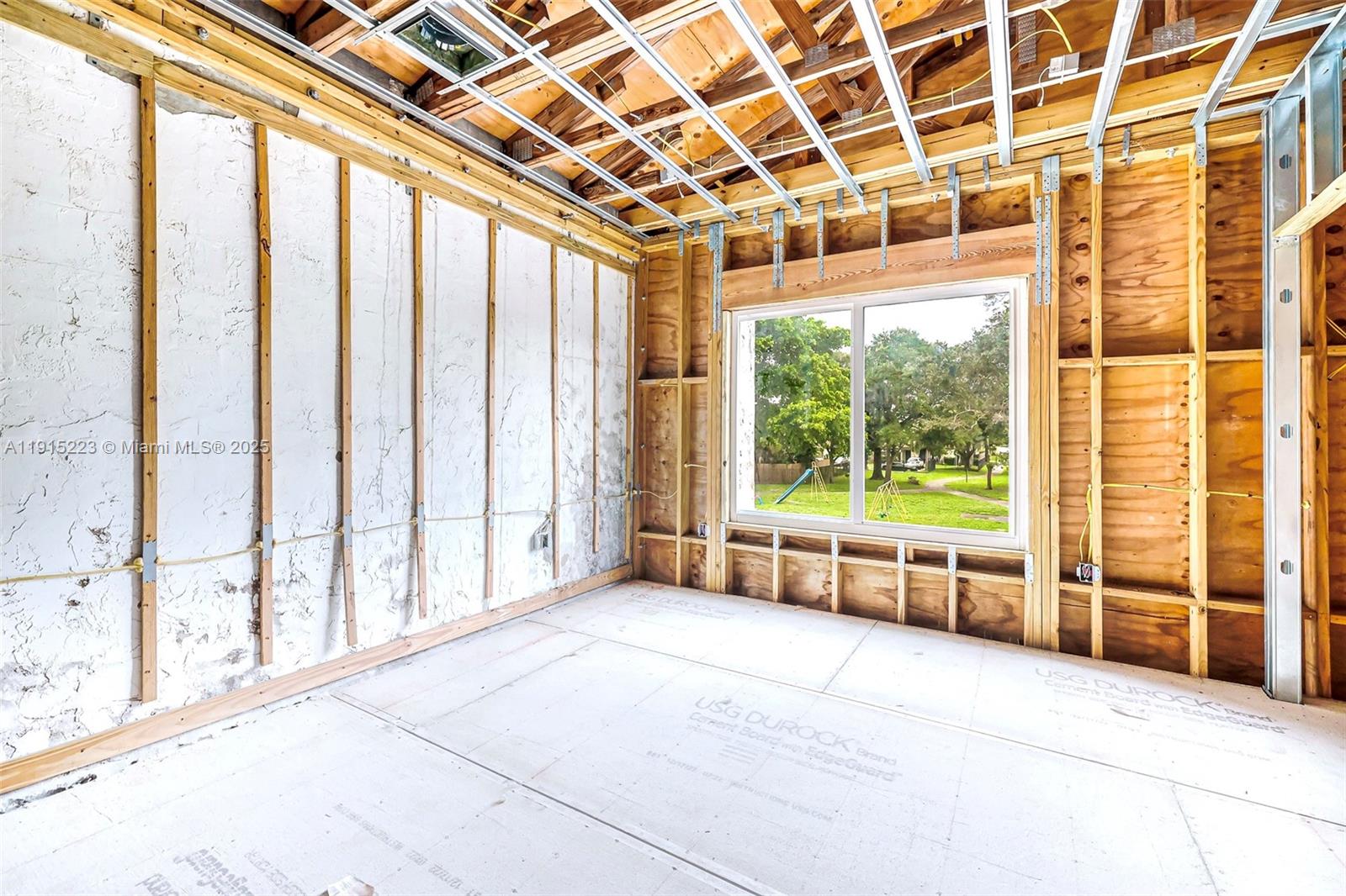 PALM-AIRE VILLAGE SECTION - Residential