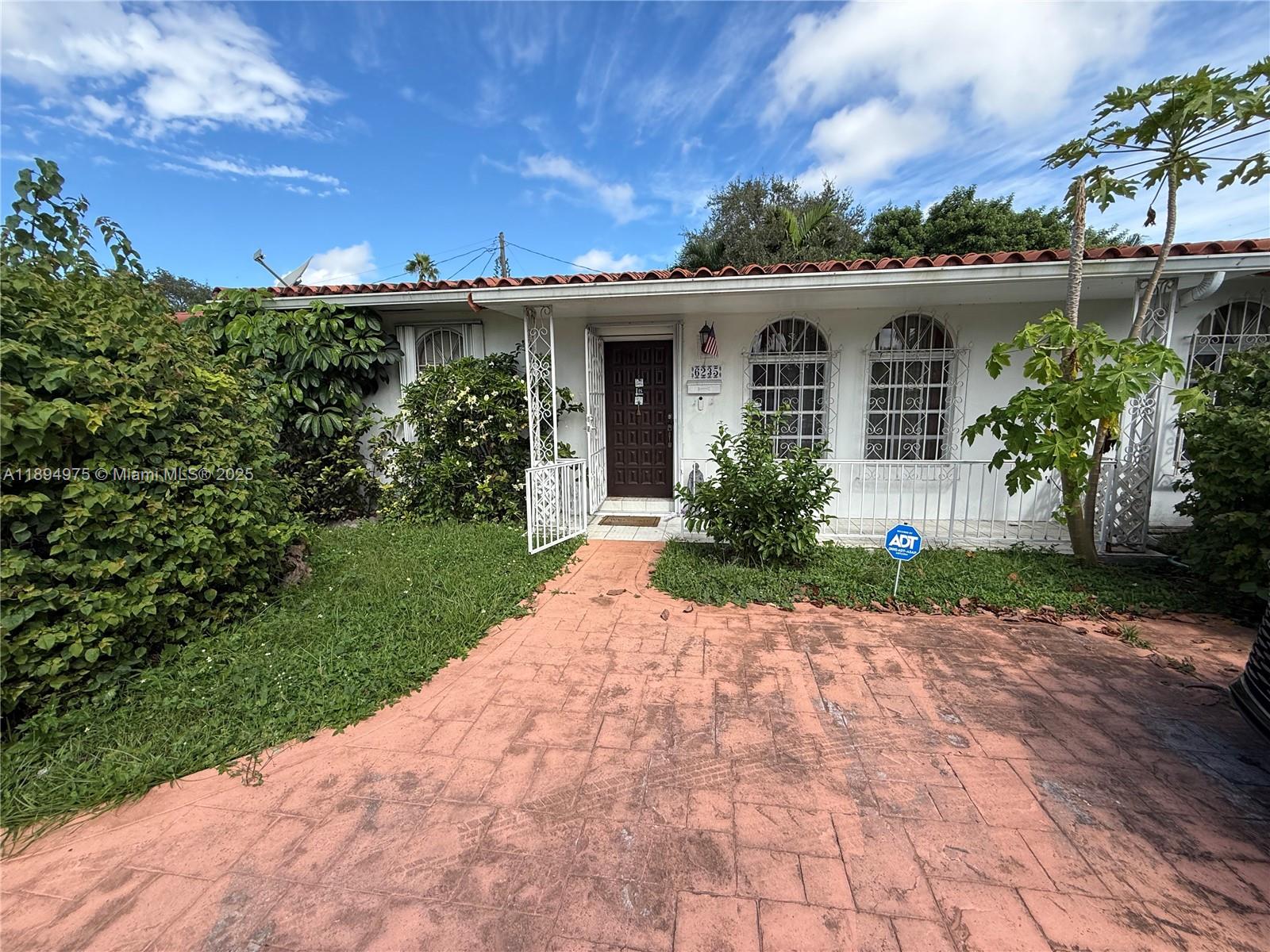 CORAL WAY PARK SEC B - Residential