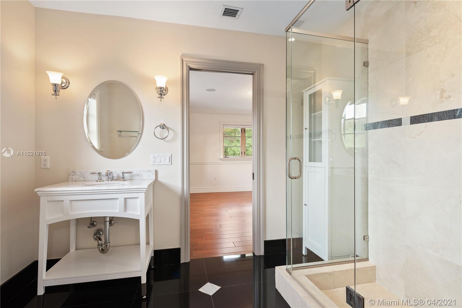 CORAL GABLE COUNTRY CLUB - Residential