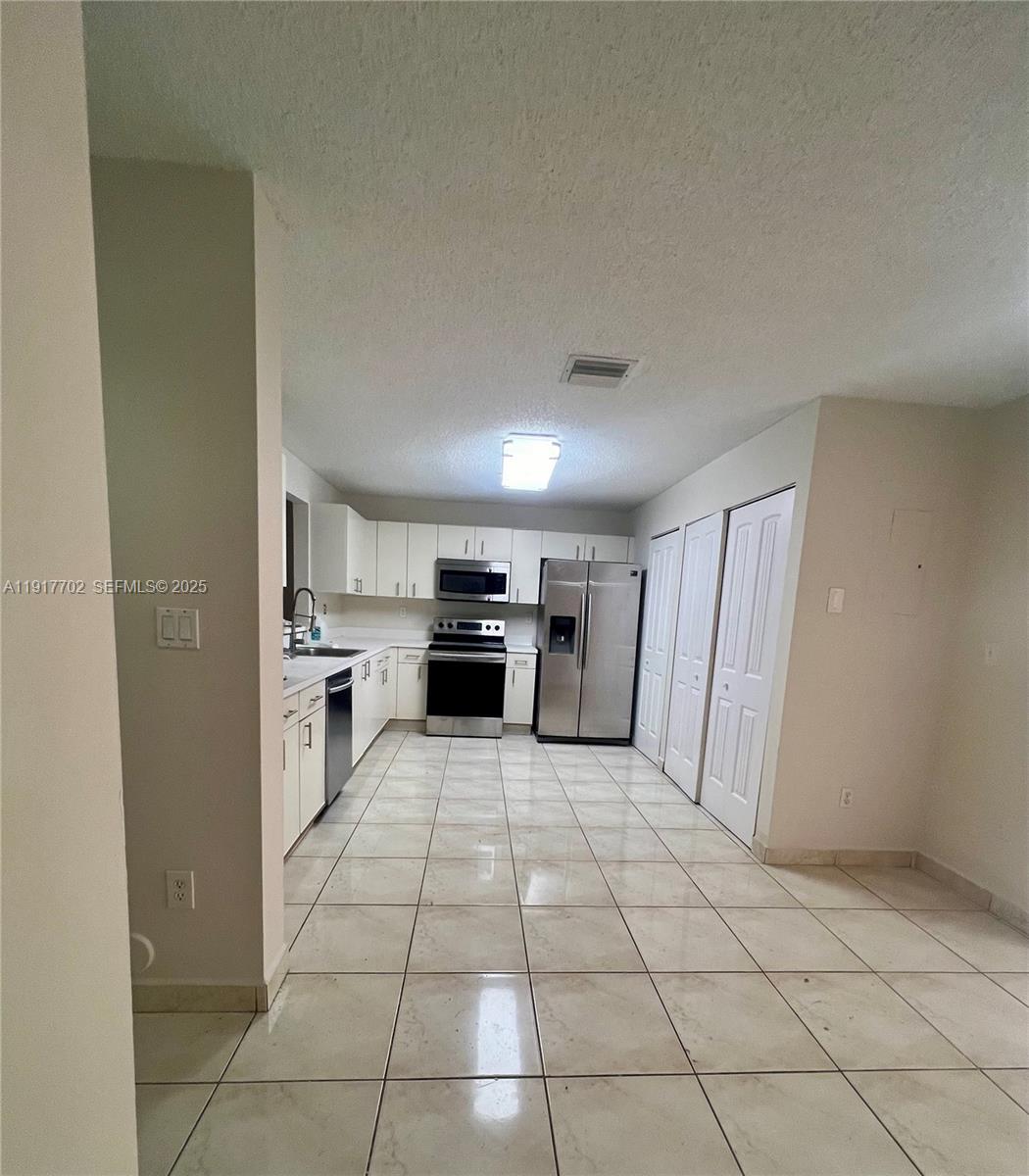 JASMINE AT THE HAMMOCKS 1 - Residential Lease