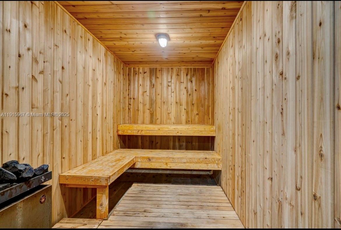 FAIRWAYS RIVIERA CONDO - Residential