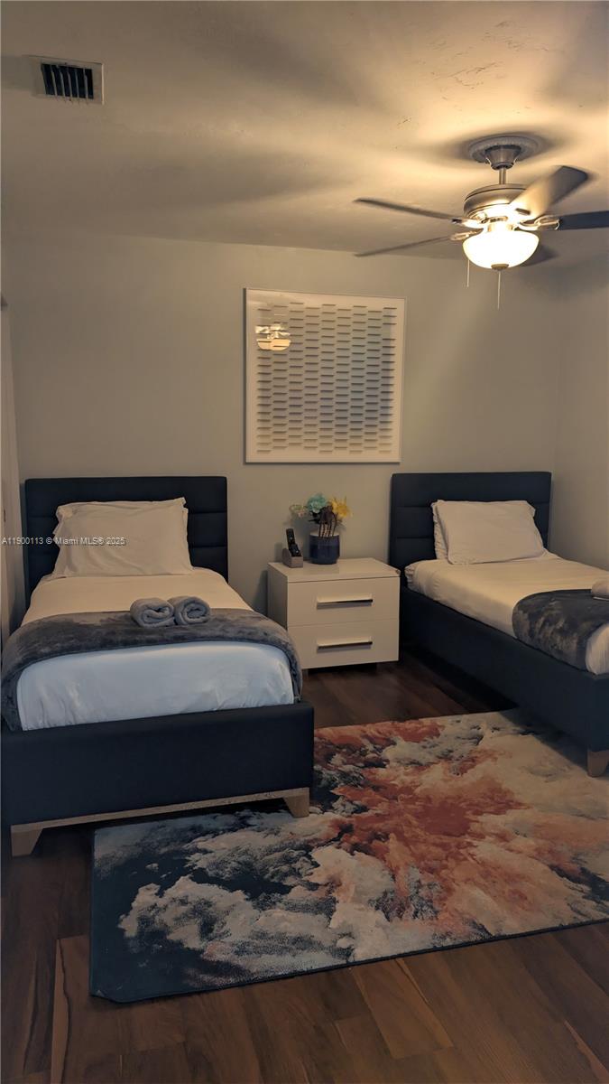 LESLIE ESTATES SEC 2 - Residential