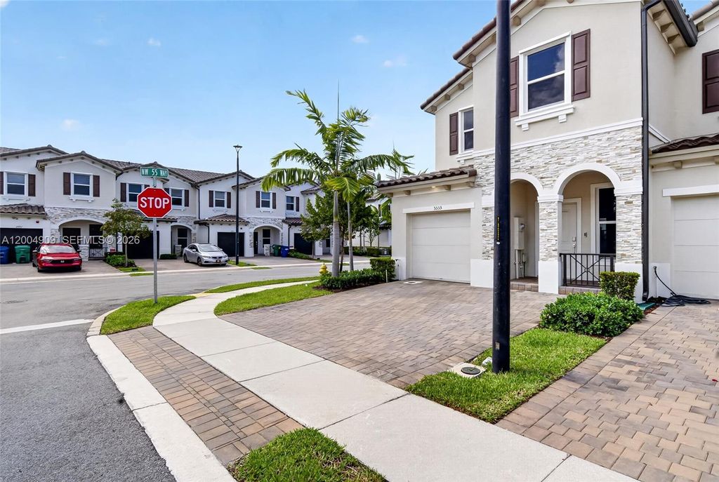 Photo of 5555 NW 27th St, Lauderhill, FL 33312 (MLS # A12004909)