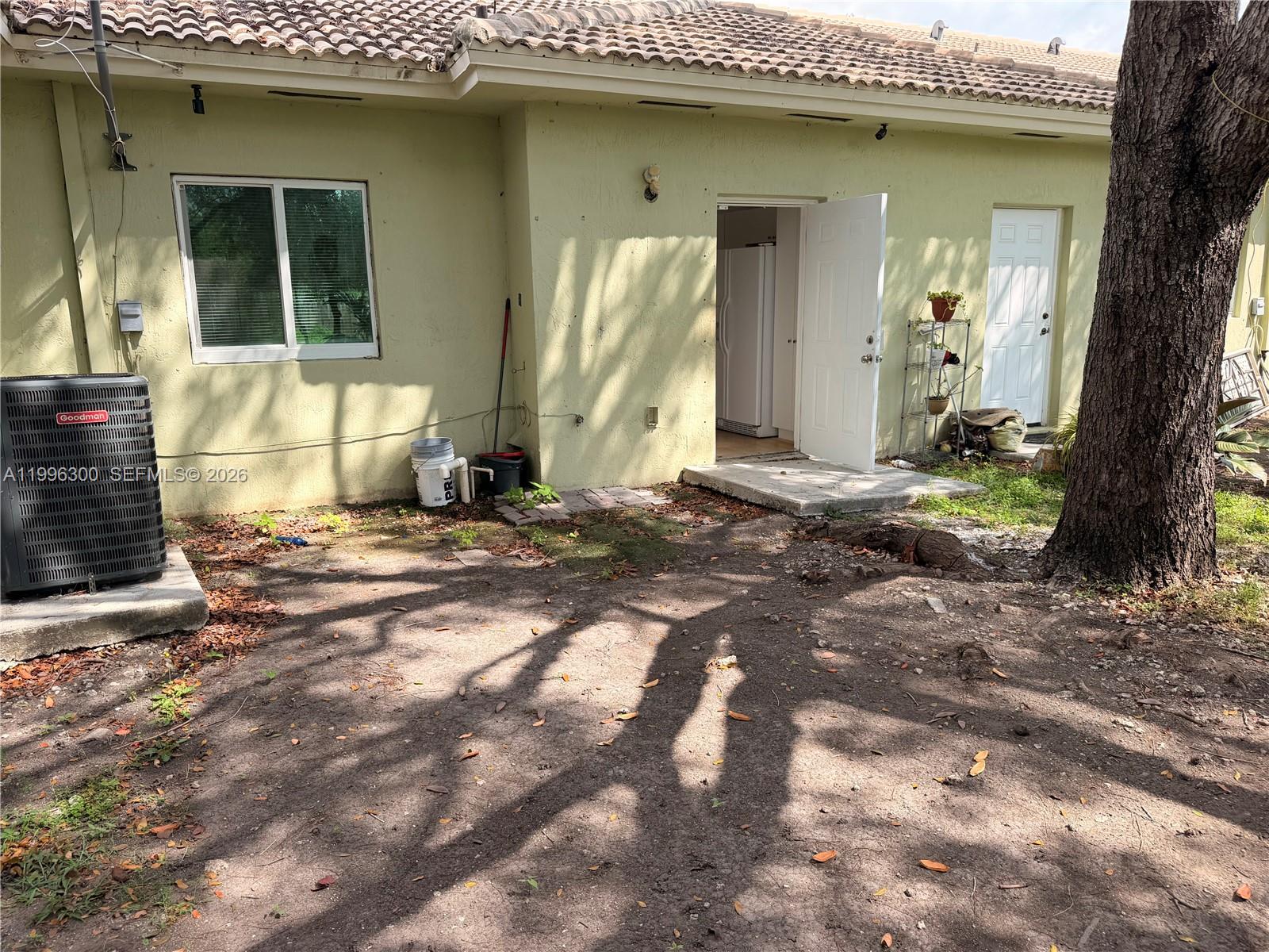 OLD BISCAYNE VILLAS CONDO - Residential Lease