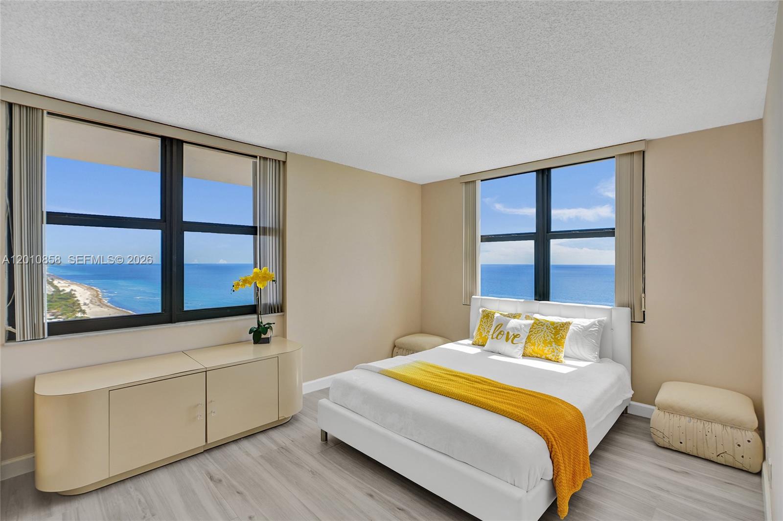 CATANIA CONDO - Residential