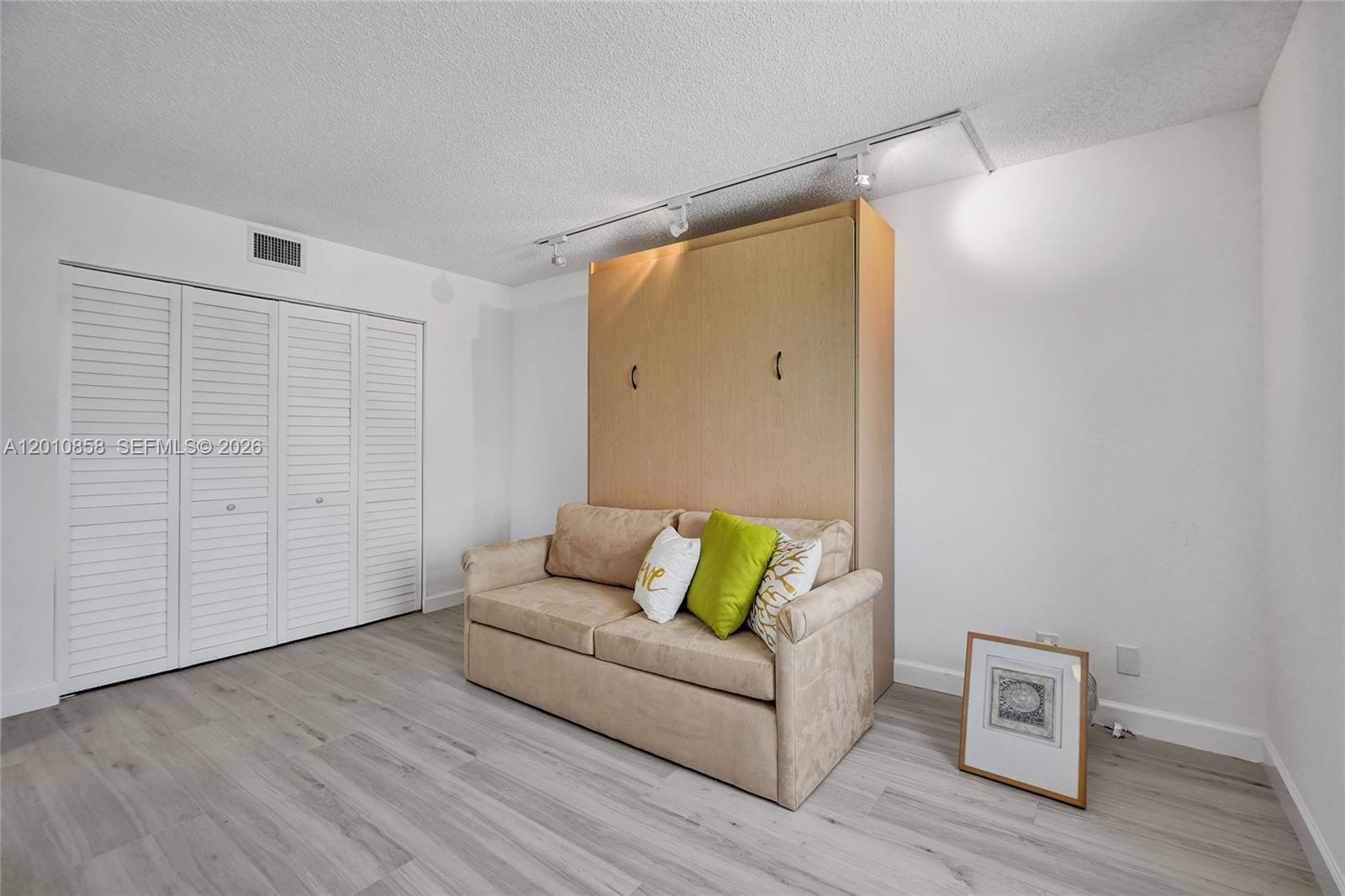 CATANIA CONDO - Residential