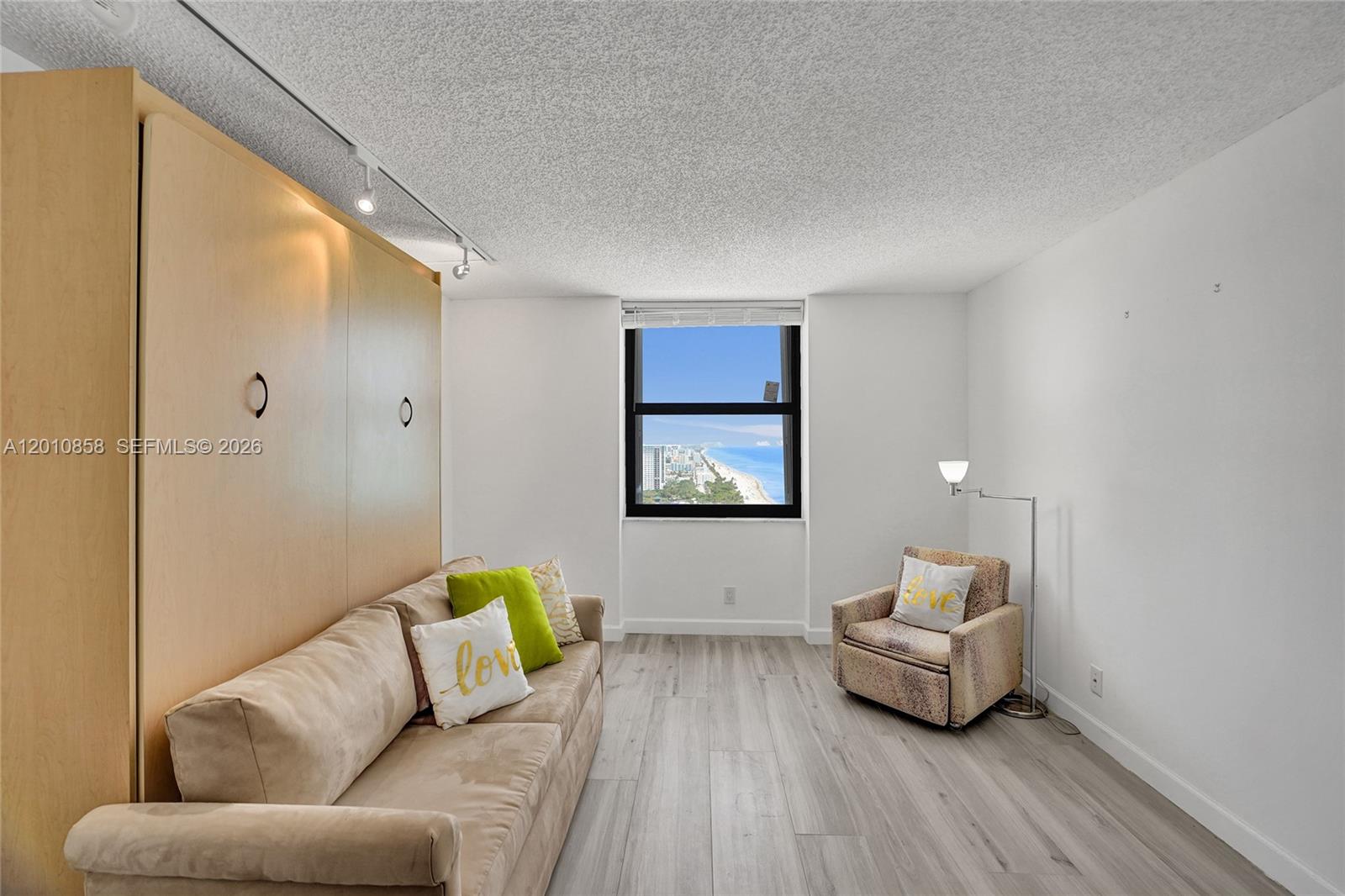 CATANIA CONDO - Residential
