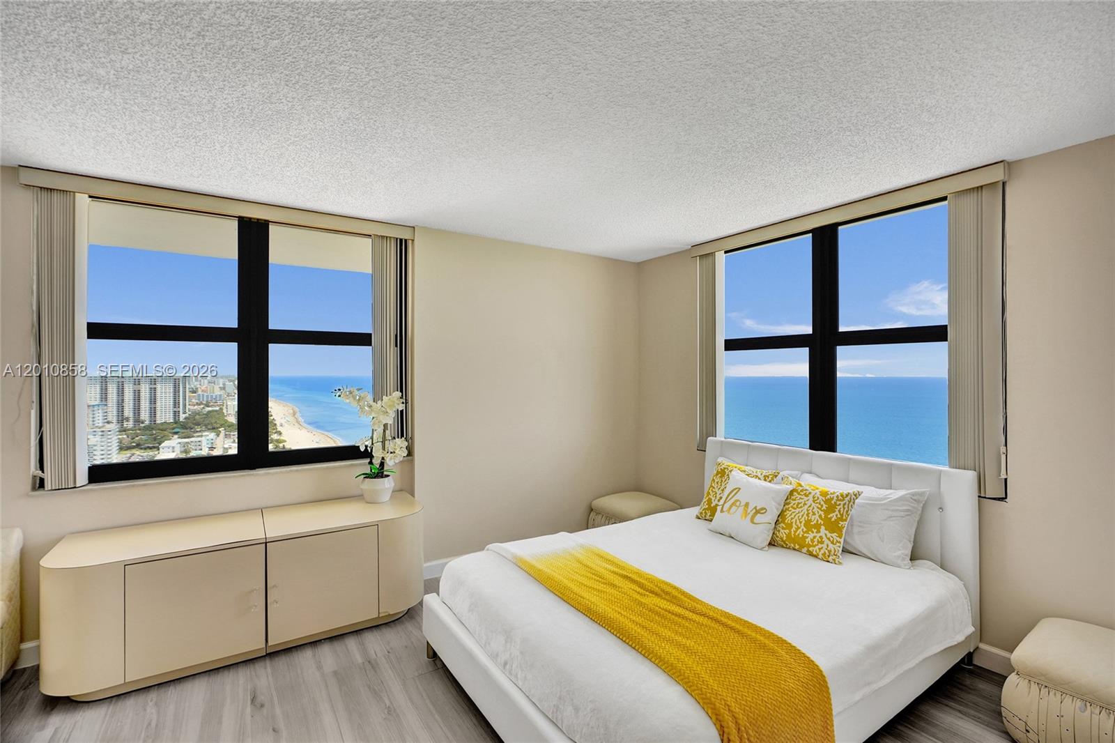 CATANIA CONDO - Residential