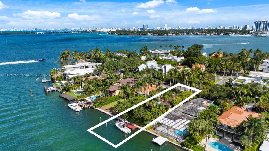 Premier Western Exposure Bayfront with 60' of linear frontage on the highly desirable Northern side of Rivo Alto Island with Downtown Miami skyline views in the distance. Ready for re-development - offering privacy and an incredible lifestyle.  Located within walking distance to Sunset Harbour area & major South Beach attractions.  Redone seawall, property measures 60 x 175' Real Sellers.