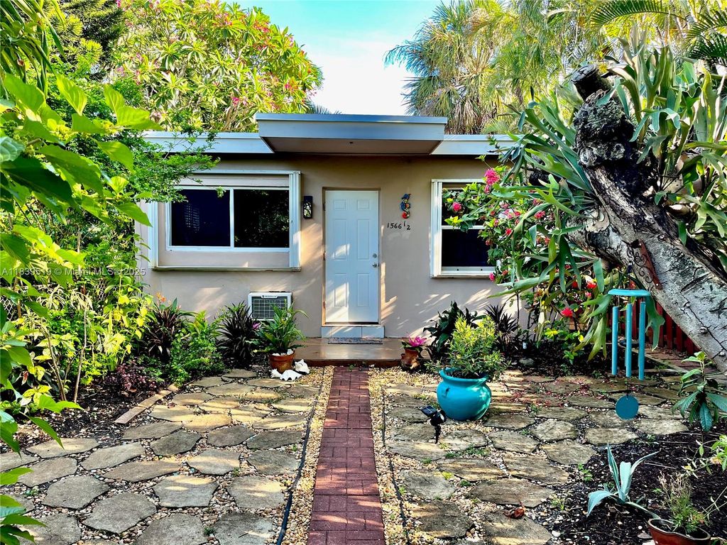 Photo of 1566 1/2 NE 33rd St Rear Cottage #2, Oakland Park, FL 33334 (MLS # A11839519)