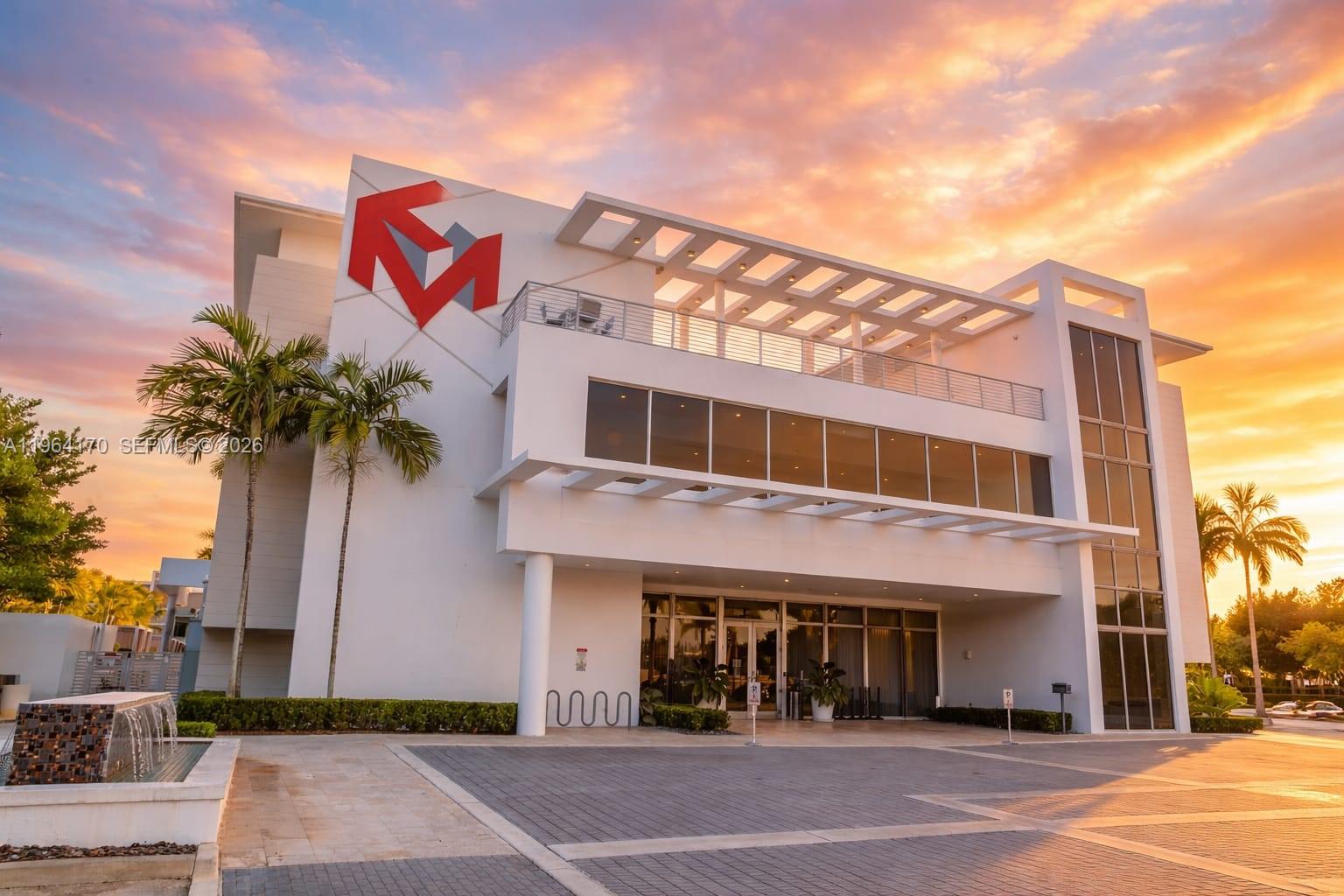 LANDMARK AT DORAL - Residential