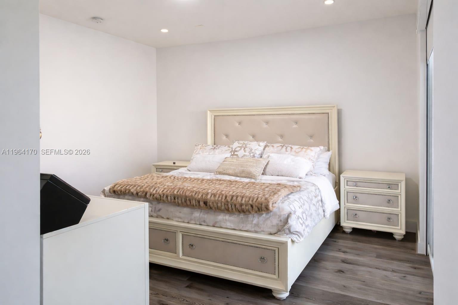 LANDMARK AT DORAL - Residential