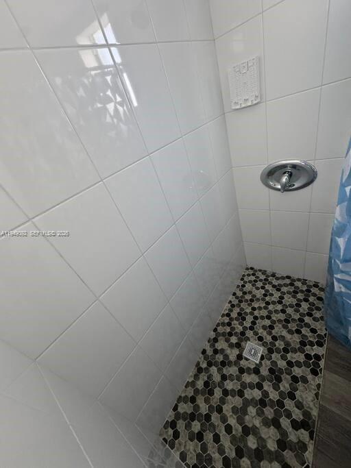 7638 N Miami Avenue 4