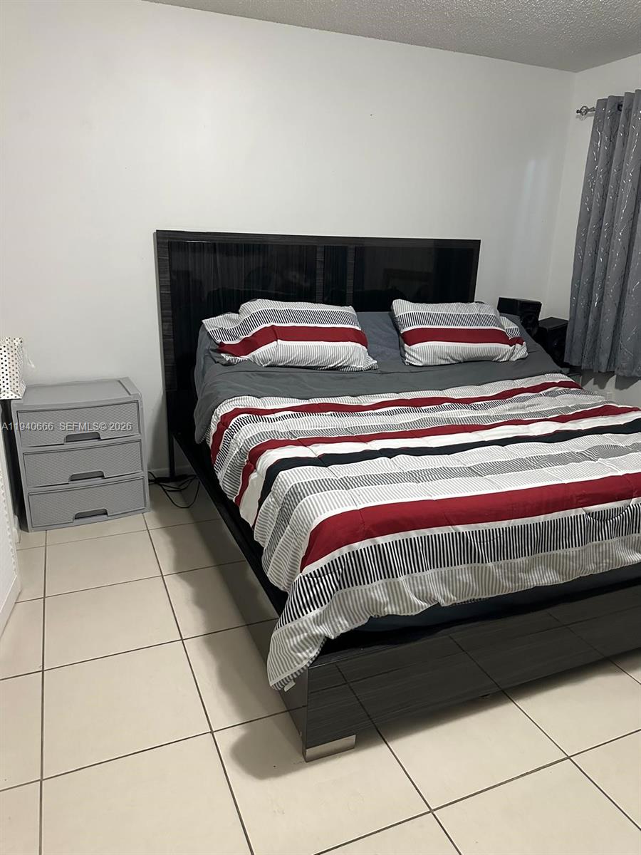 LESLIE PATIO HOMES SEC 4 - Residential