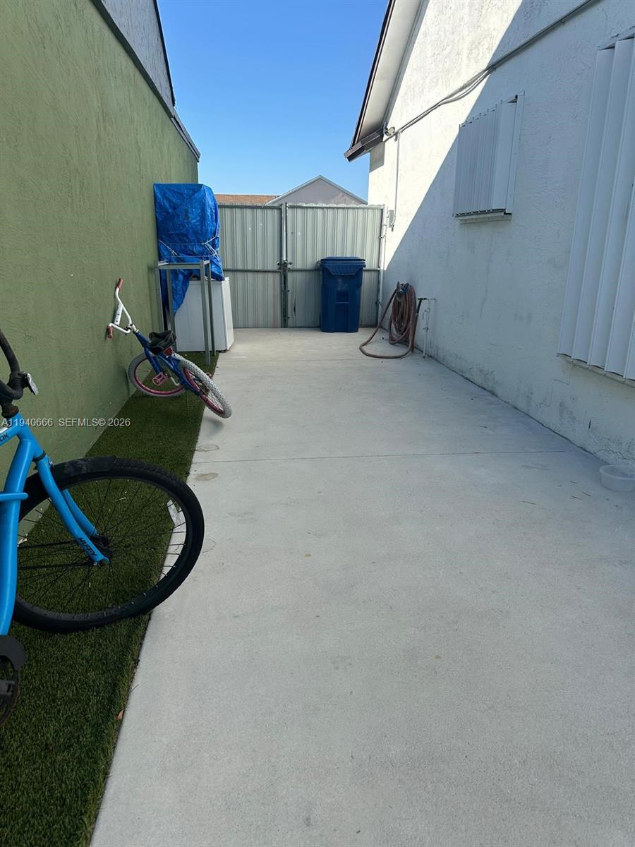 LESLIE PATIO HOMES SEC 4 - Residential