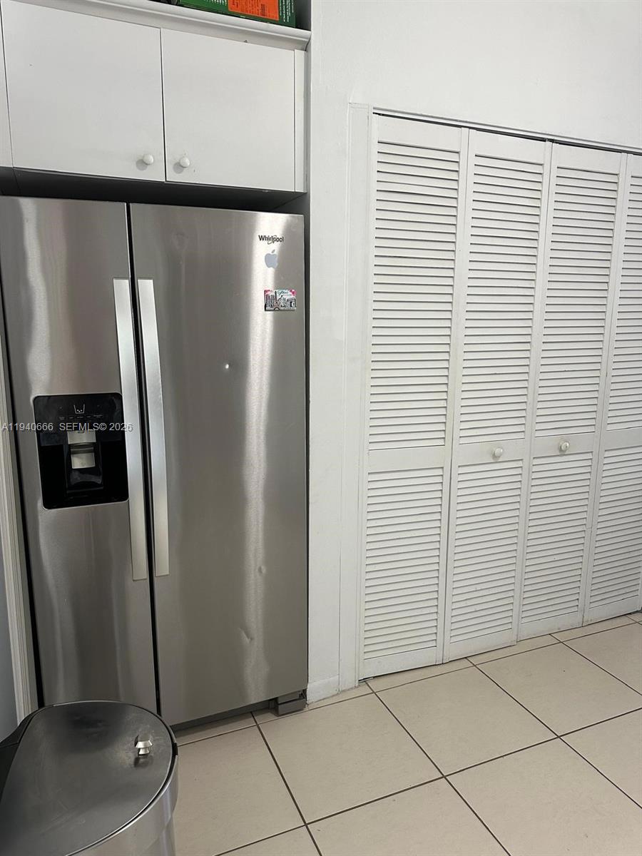 LESLIE PATIO HOMES SEC 4 - Residential