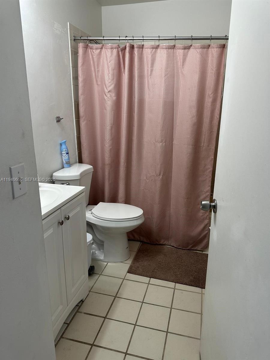 LESLIE PATIO HOMES SEC 4 - Residential