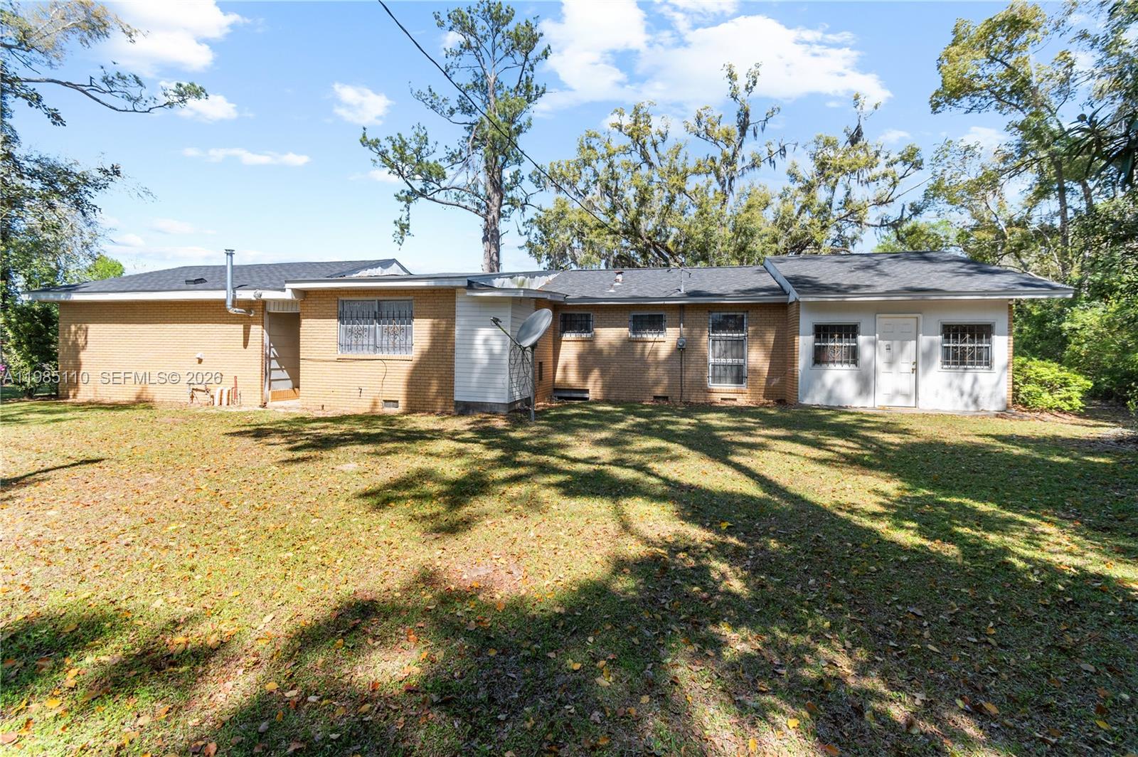 HAL STOY S/D - Residential