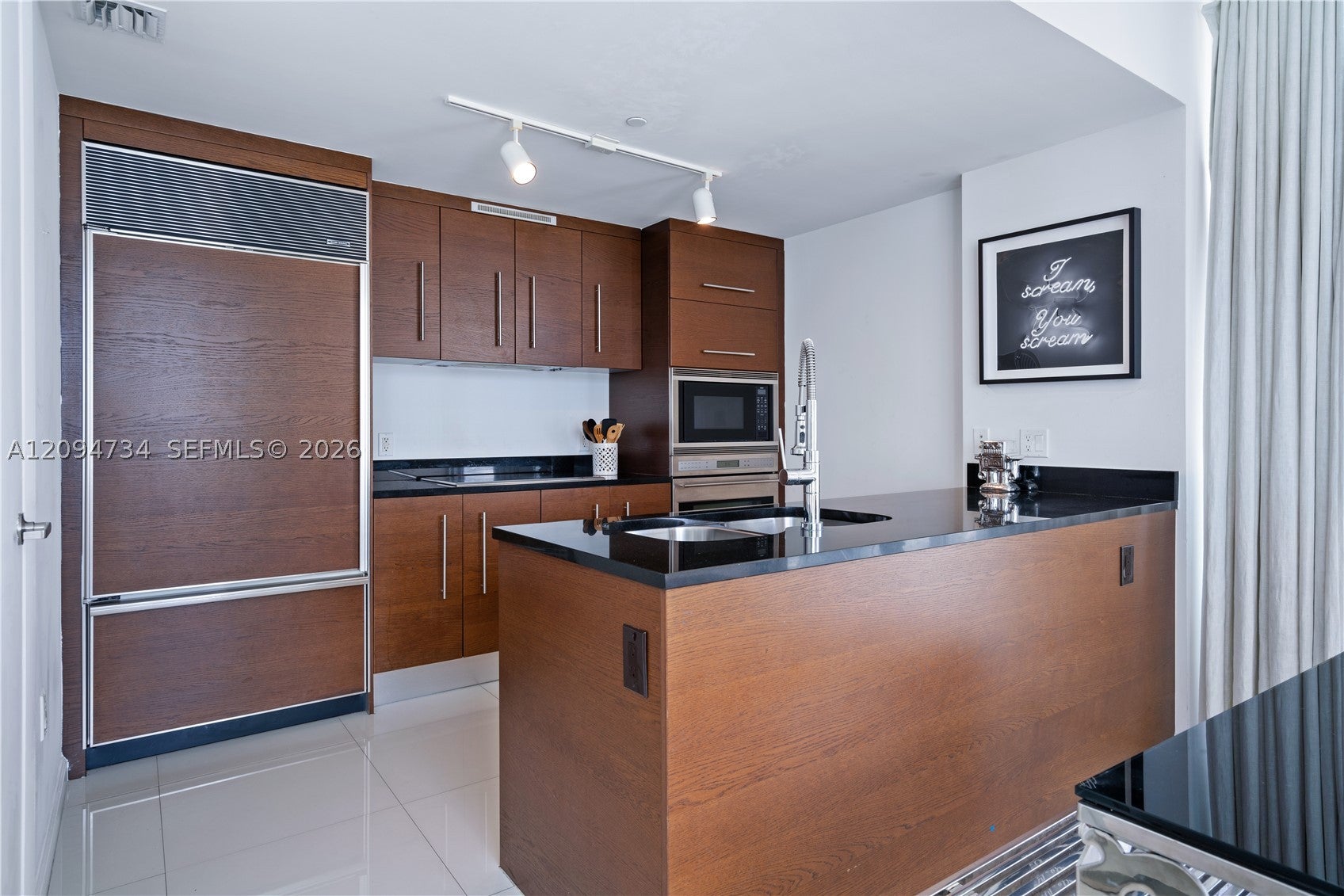 485 Brickell Ave 3904