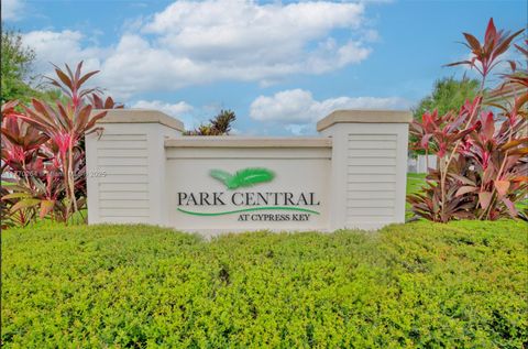12053 Park Central 12053 Royal Palm Beach FL 33411