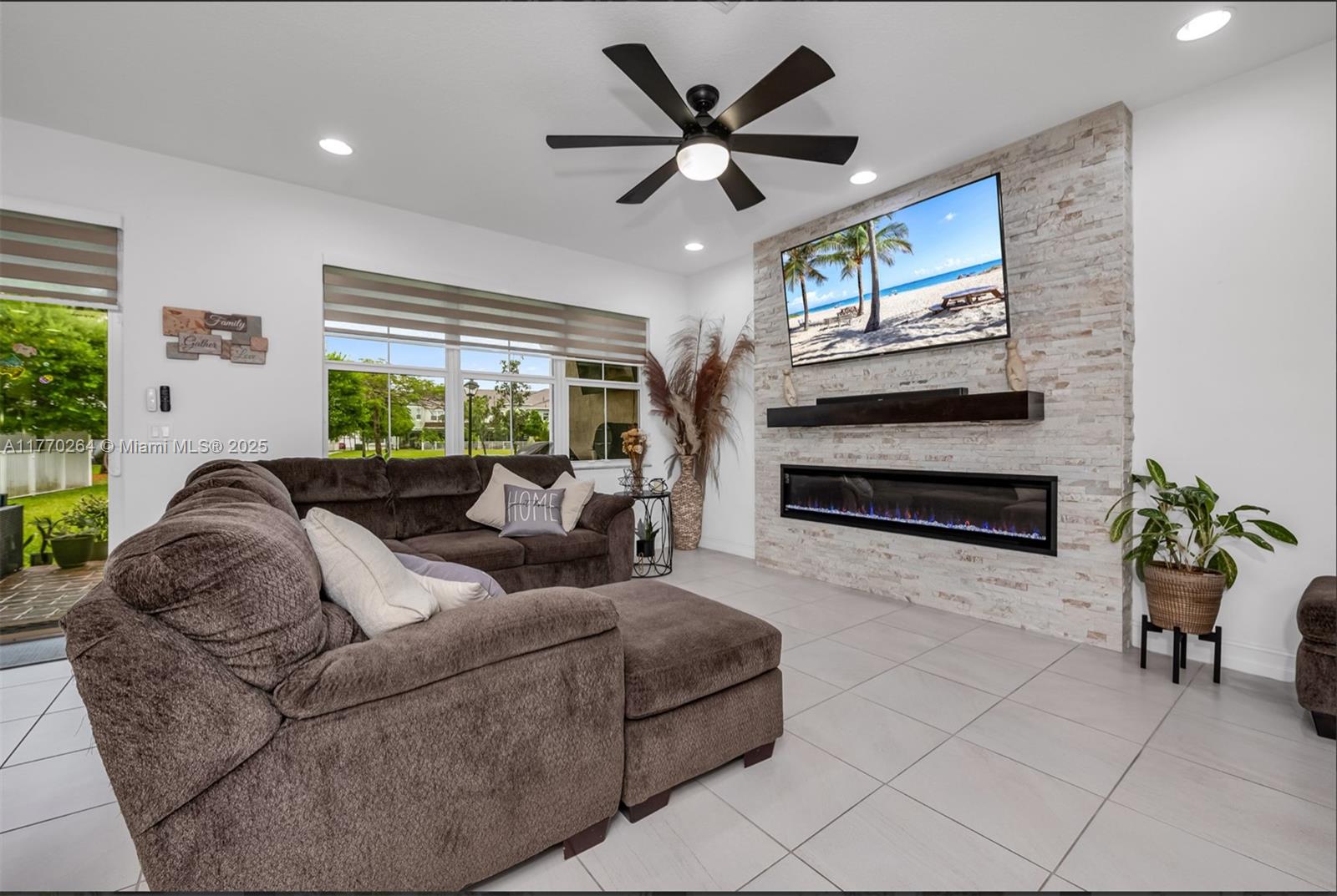PARK CENTRAL AT CYPRESS K - Residential Lease
