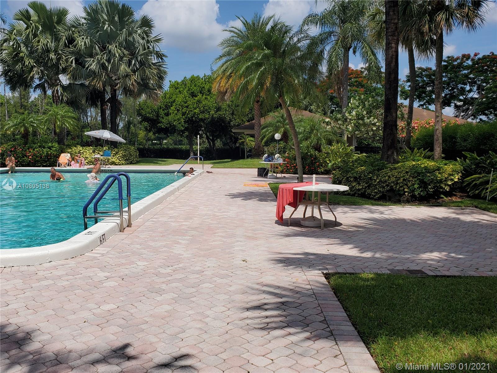 PALM-AIRE C C APTS 49 CON - Residential Lease