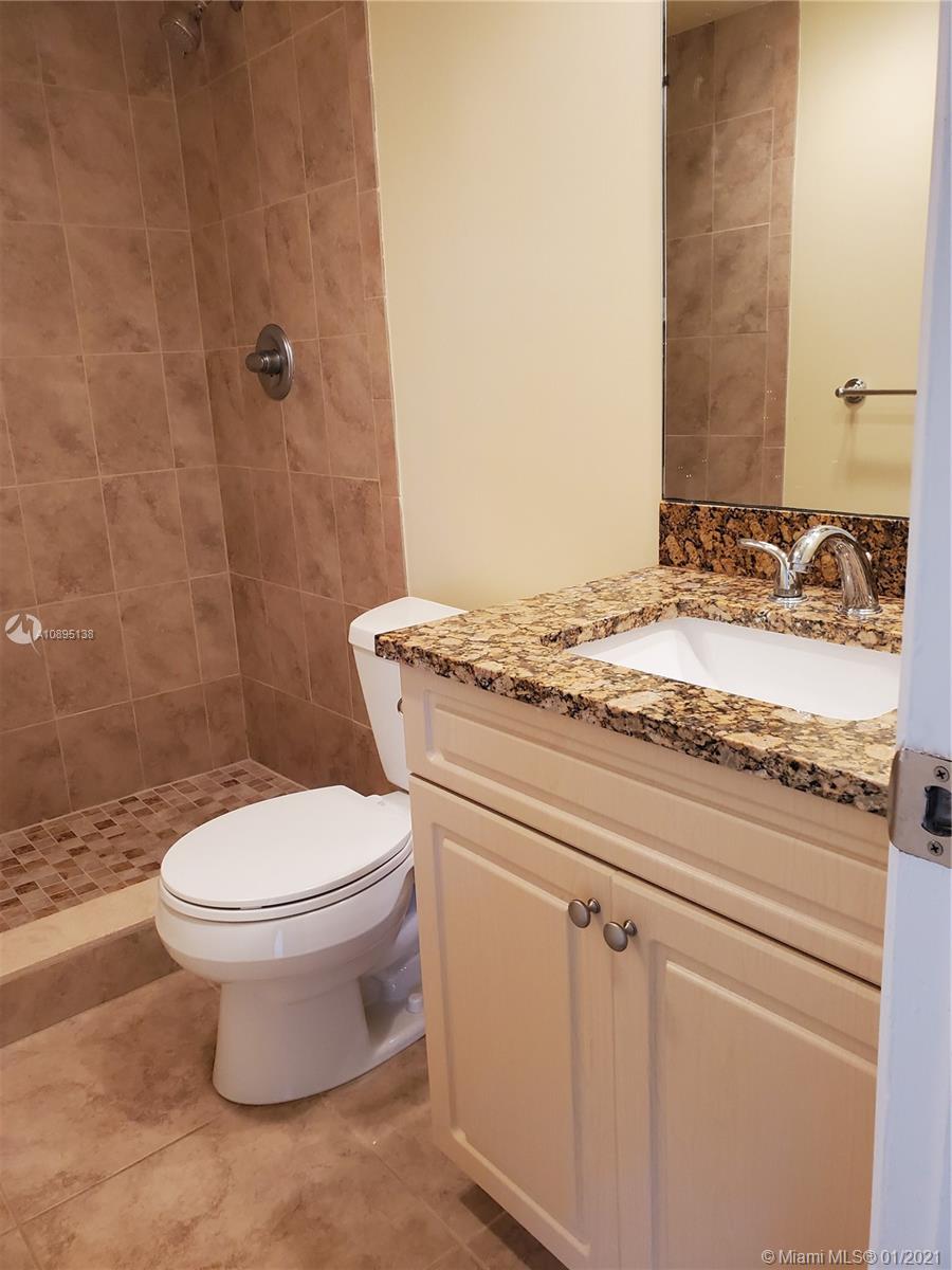 PALM-AIRE C C APTS 49 CON - Residential Lease