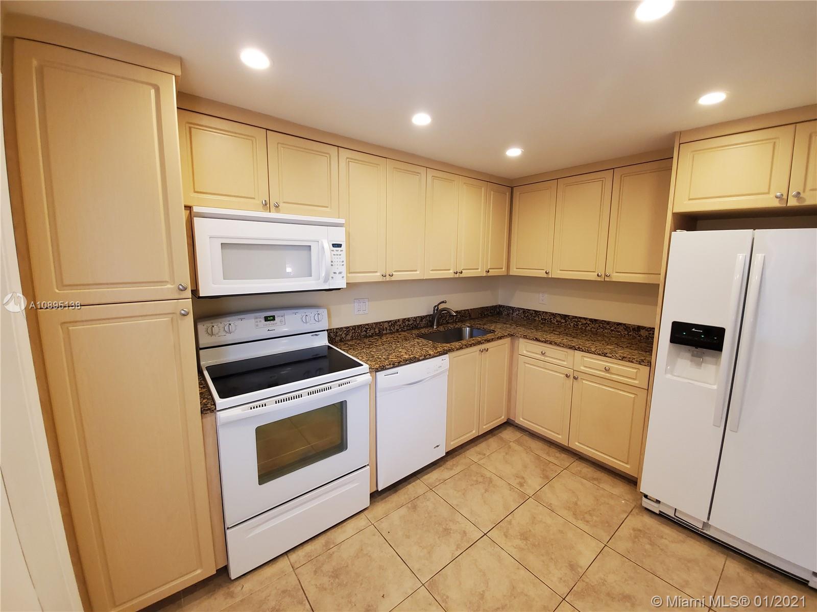 PALM-AIRE C C APTS 49 CON - Residential Lease