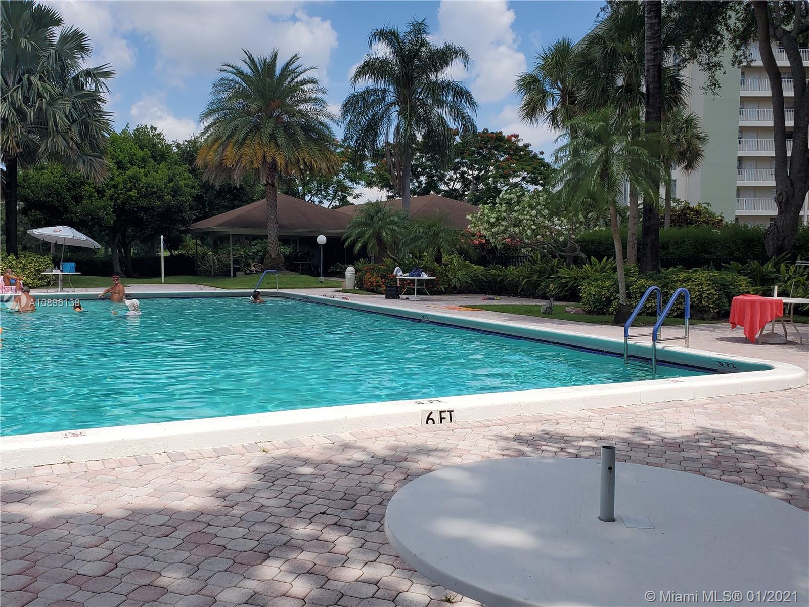 PALM-AIRE C C APTS 49 CON - Residential Lease