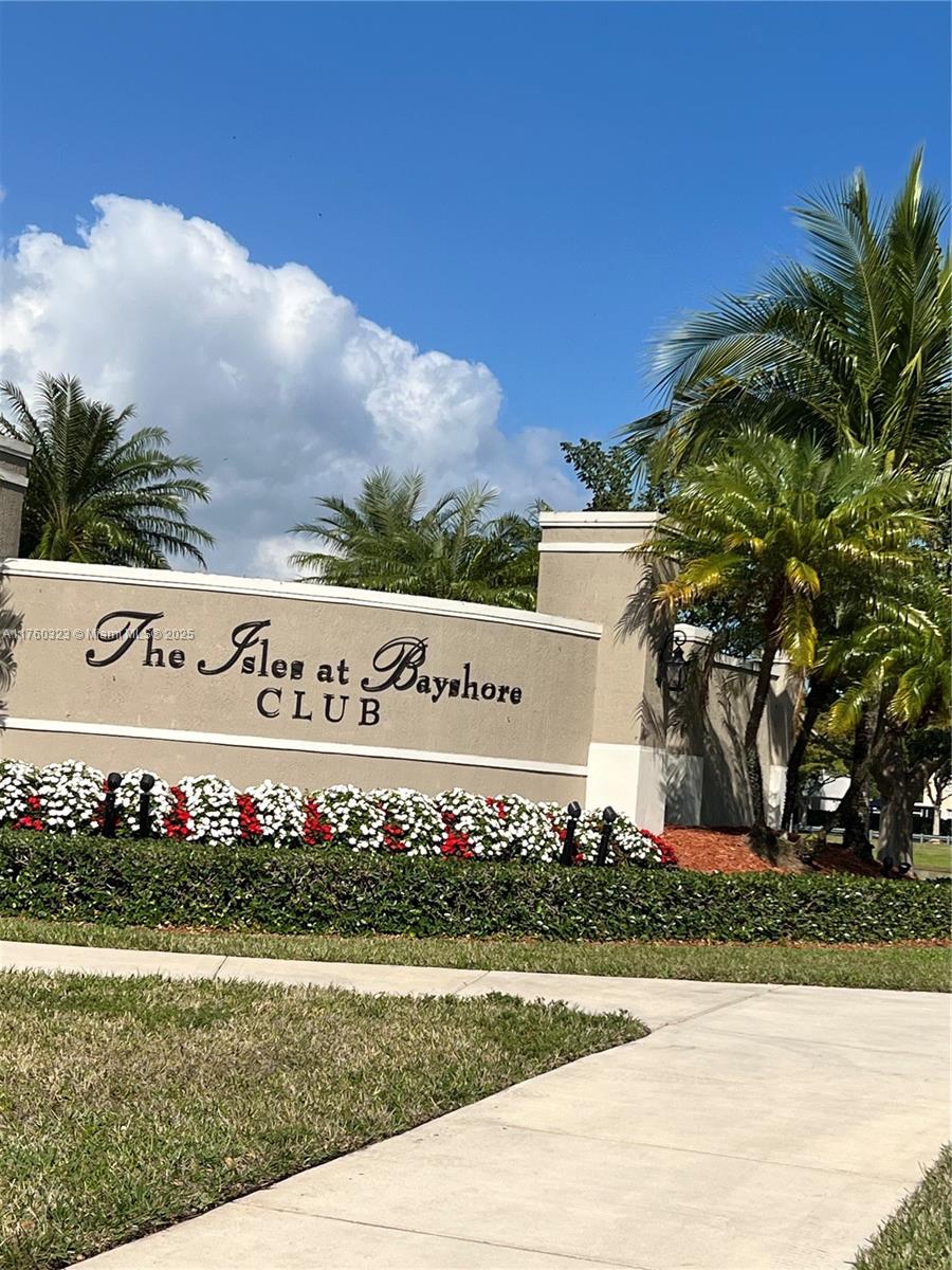 LAKES BY THE BAY EVE REPL - Residential