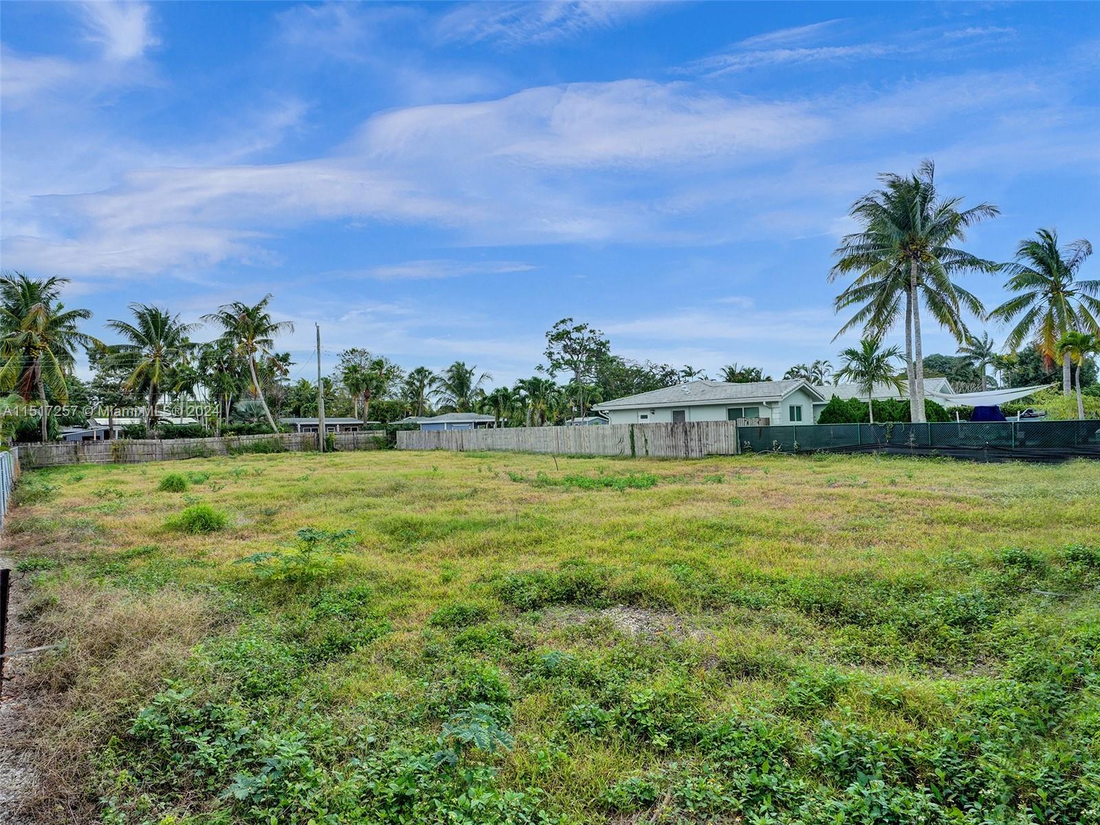 OAKLAND PARK SECOND ADD - Land