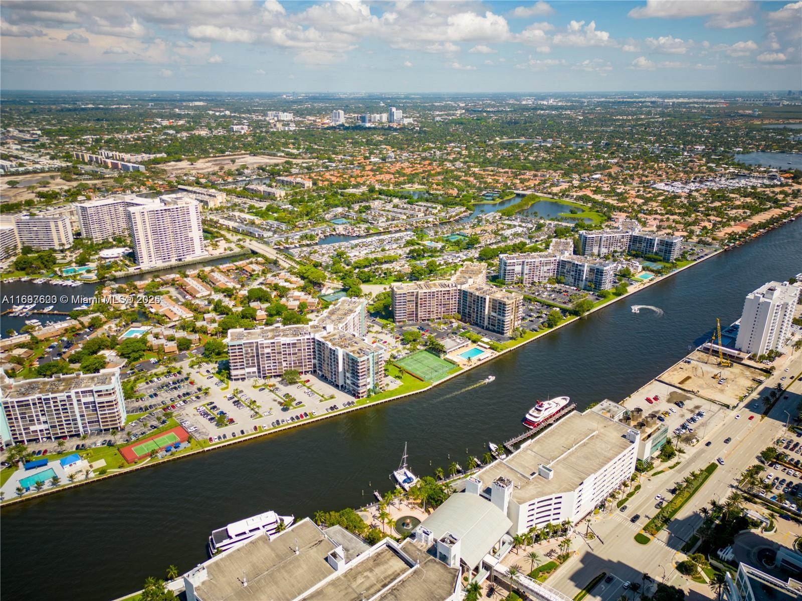 OCEANVIEW PARK CONDO - Residential