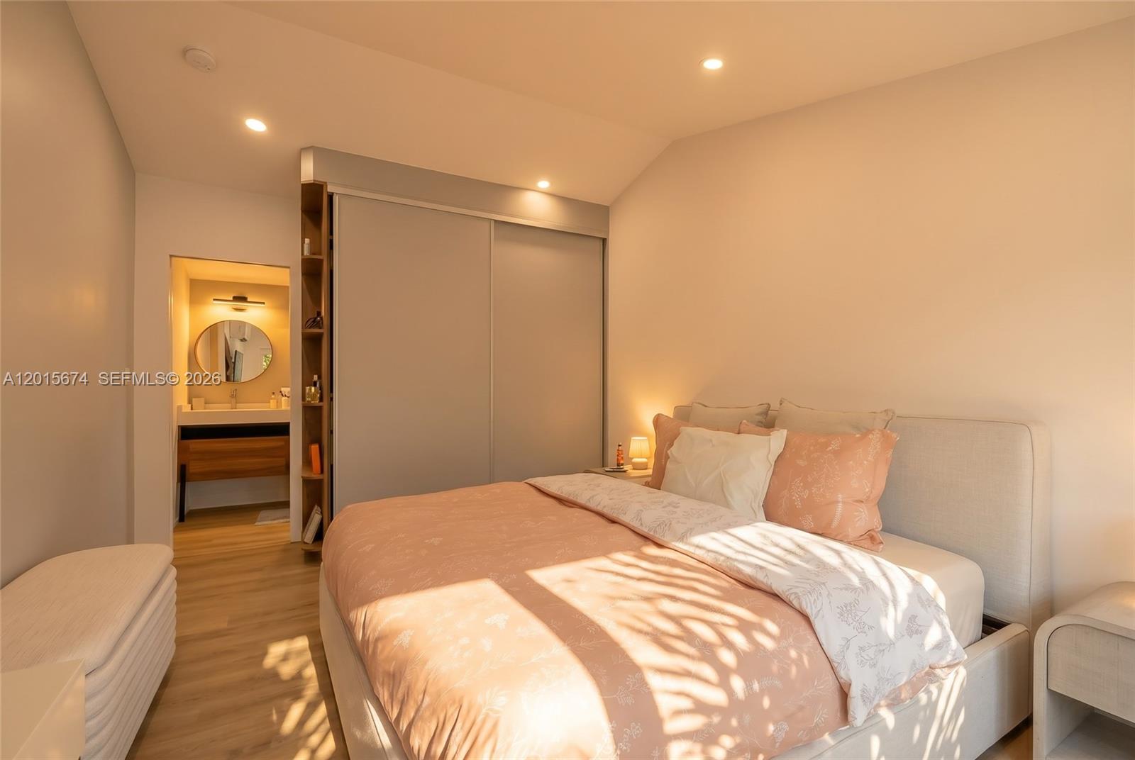 SHORECREST - Residential