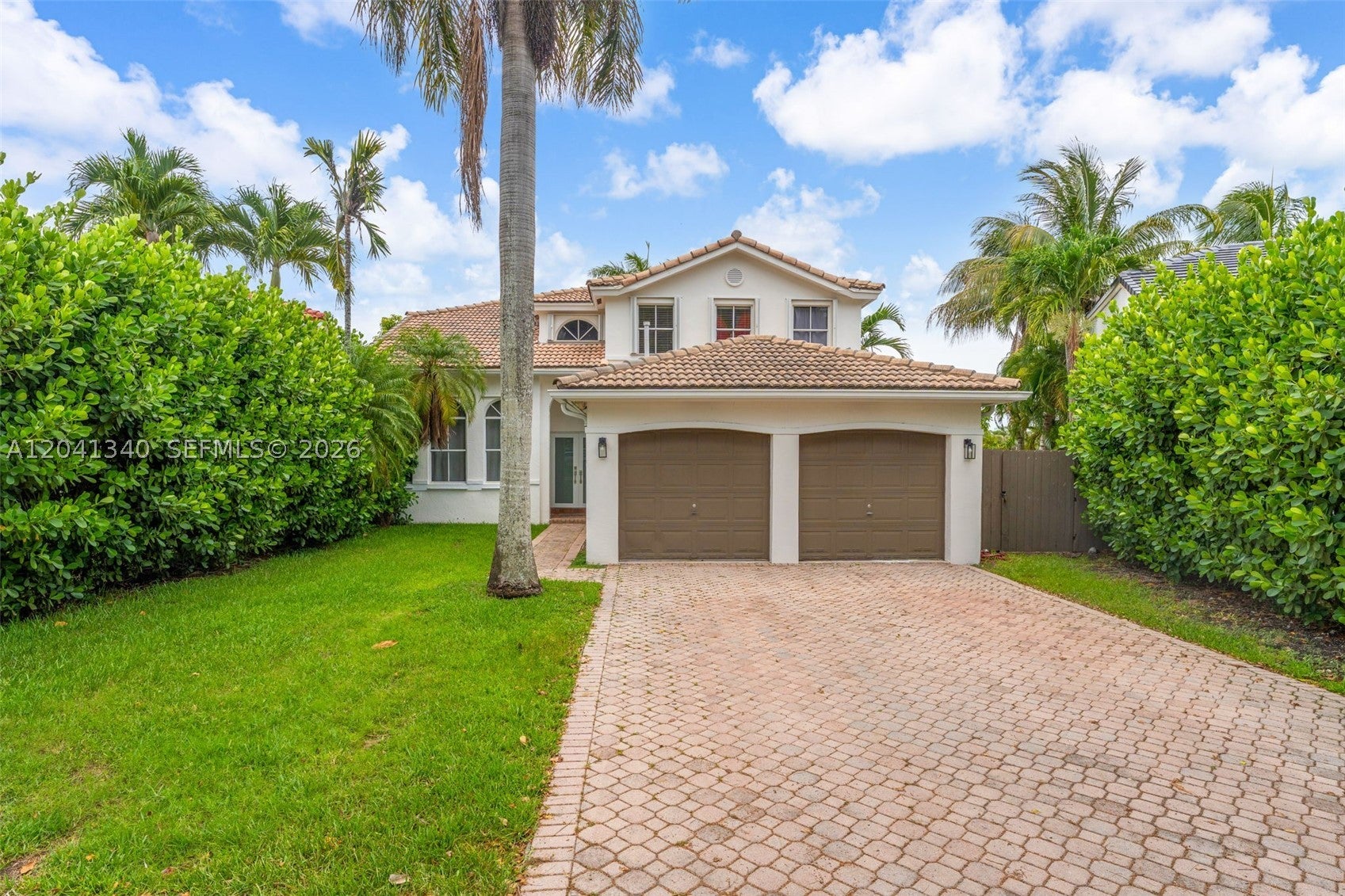 16335 SW 81 St
