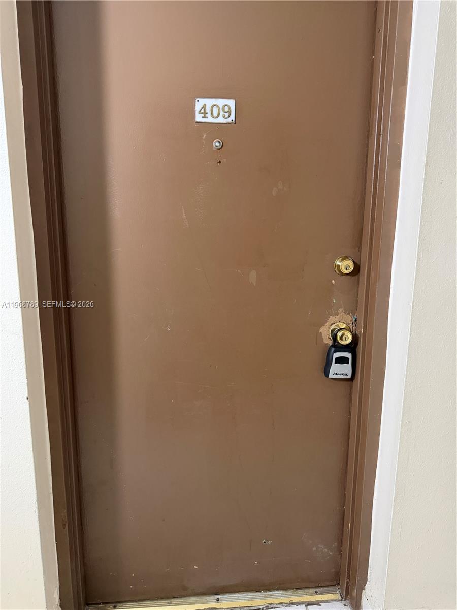 SUNSET VILLAS CONDO - Residential