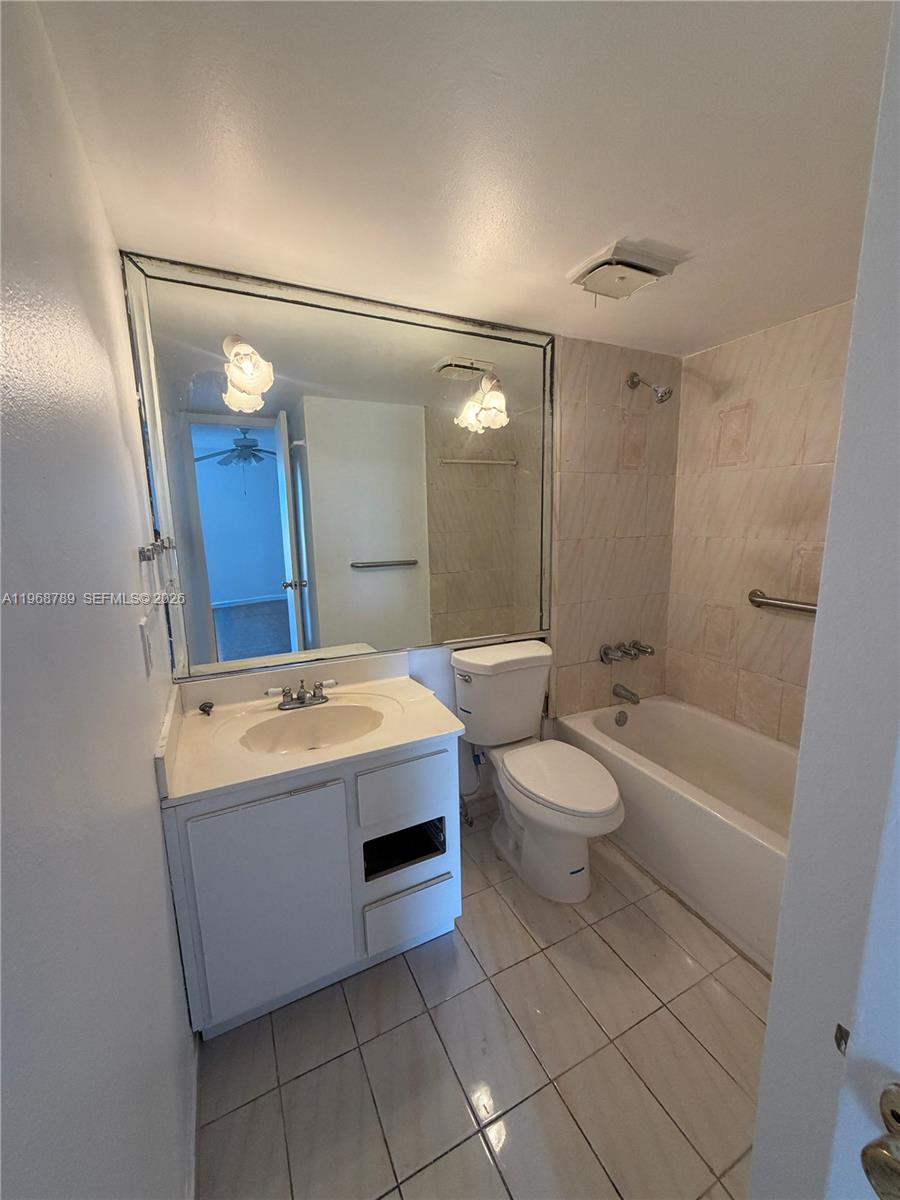 SUNSET VILLAS CONDO - Residential