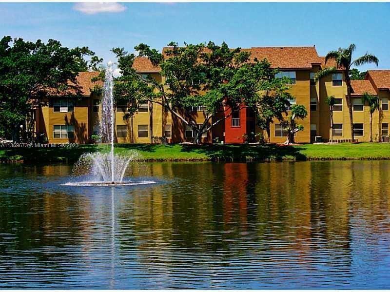 Property for Sale at 1401 Village Blvd Blvd 422, West Palm Beach, Palm Beach County, Florida - Bedrooms: 2 
Bathrooms: 2  - $215,000