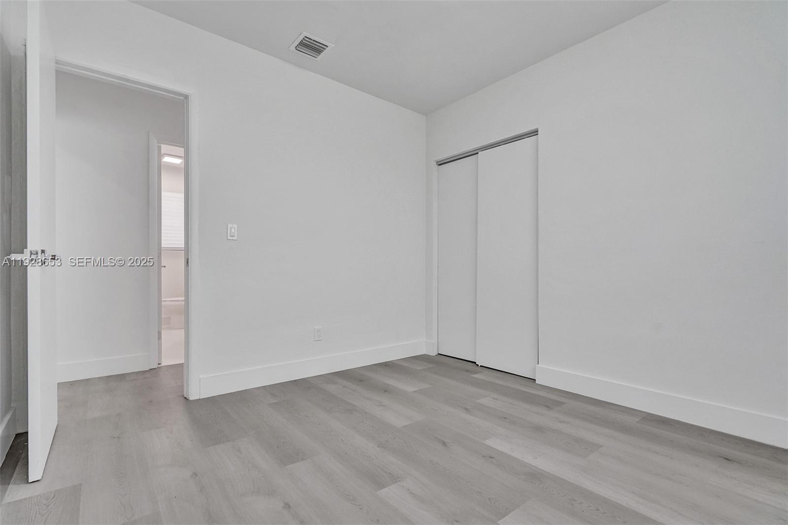 MANANA - Residential